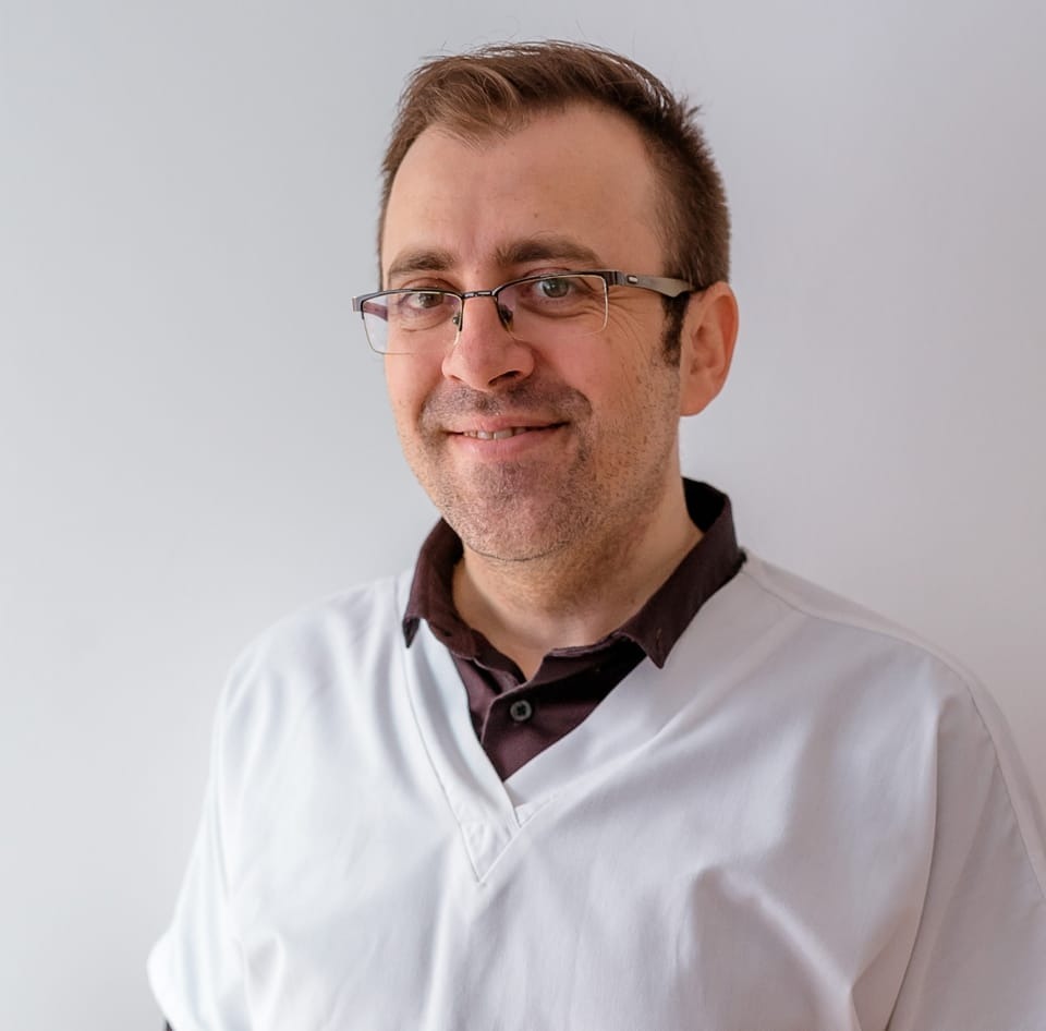 Apele termale și expunerea la radon – sunt periculoase? Dr. Adrian Copcea explică riscurile