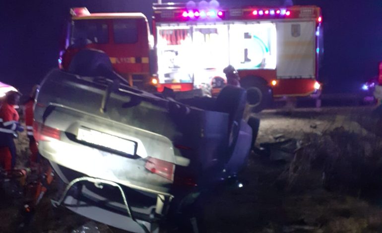 Intervenție dificilă a medicilor clujeni la un accident de la Gherla! Din păcate șoferul a murit