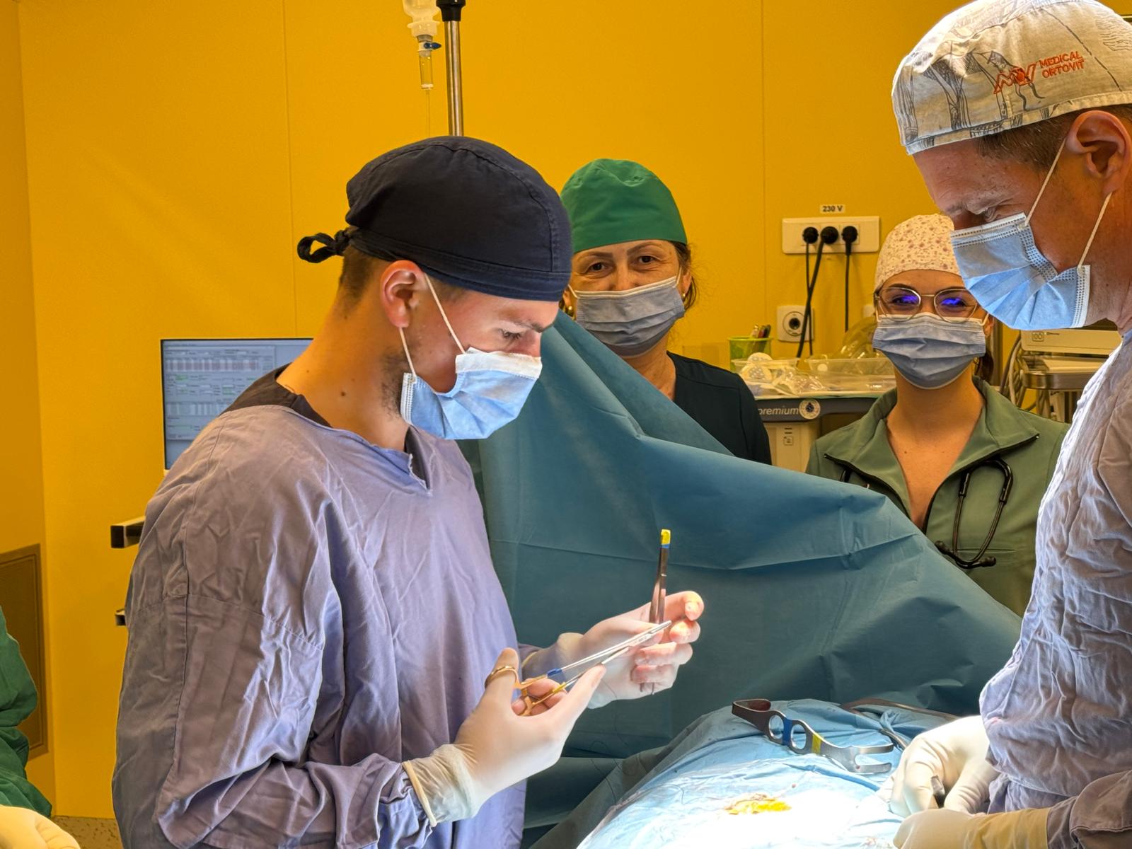 Neurochirurgie Spinală de top la Spitalul Militar Cluj! S-a deschis un nou compartiment