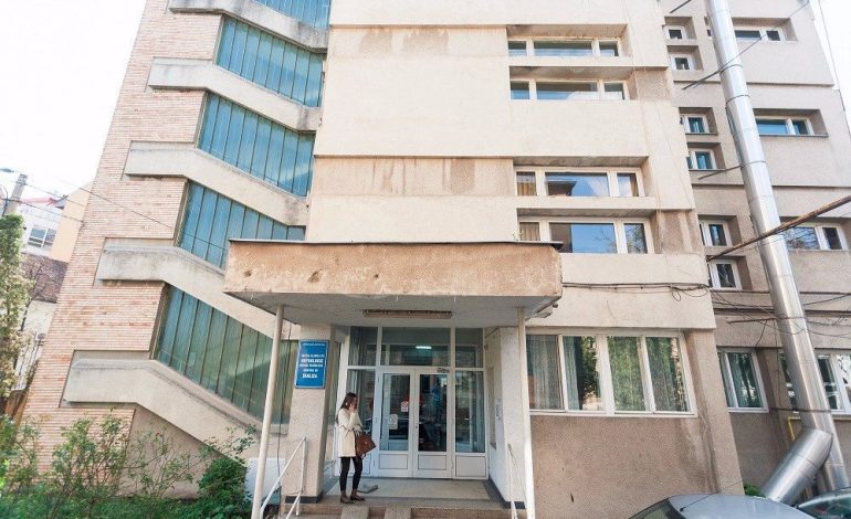 Secția Nefrologie – Spitalul Clinic Județean de Urgență Cluj – contact, dotări tehnice, servicii/Se tratează bolile renale în toate stadiile, inclusiv posttransplant!