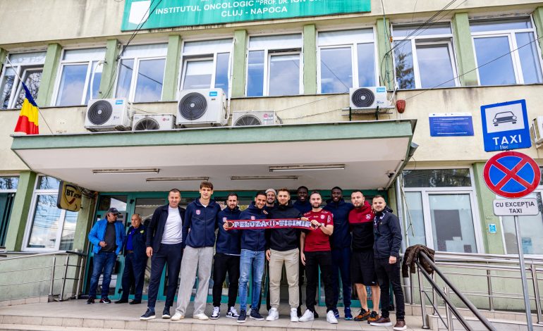 CFR Cluj aduce speranță și zâmbete copiilor de la Institutul Oncologic: o vizită emoționantă cu jucători și Peluza Vișinie