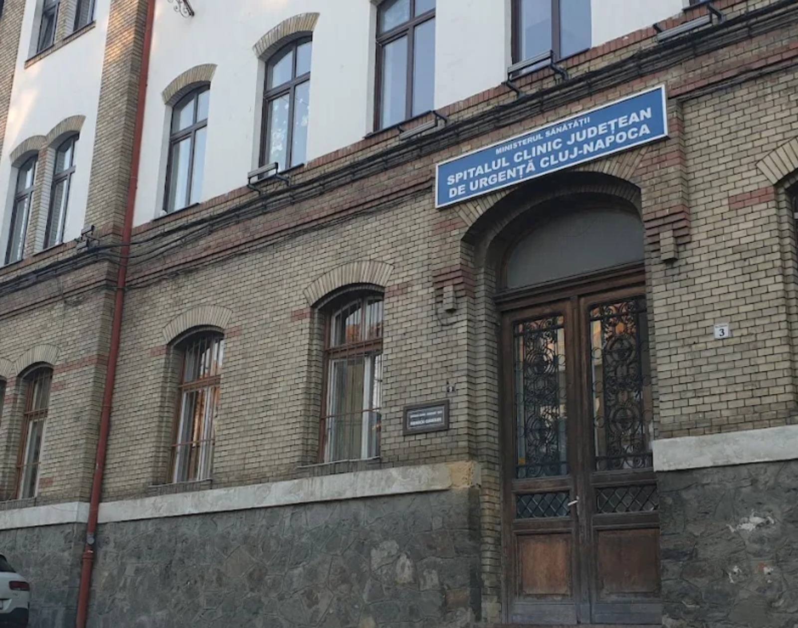 Spitalul Clinic Județean de Urgență Cluj-Napoca organizează concurs pentru posturi de farmacist șef și farmacist specialist