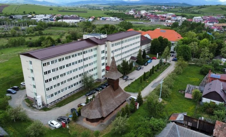 Spitalul Orășenesc Huedin angajează asistent medical la Cabinetul de Oftalmologie