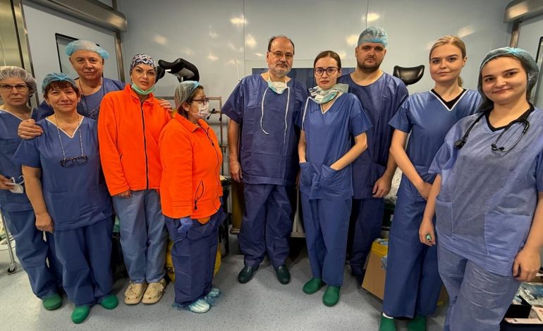 Patru vieți salvate printr-un singur gest de solidaritate: Transplanturi multiple realizate, după un efort incredibil al medicilor – FOTO