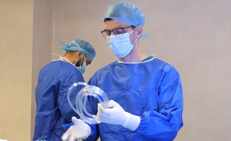 Dr. Ștefan Florian se poate mândri! Pacienții vorbesc cu mare admirație și despre echipa sa de neurochirurgi. Dr. Gheorghe Ungureanu – un exemplu: „Suflet cald, răbdător”