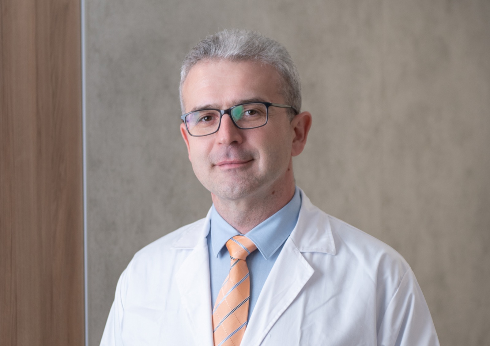 Portret de medic: Vasile Dan Stanca, medic primar urolog și unul dintre specialiștii de referință ai Spitalul Clinic Municipal Cluj-Napoca